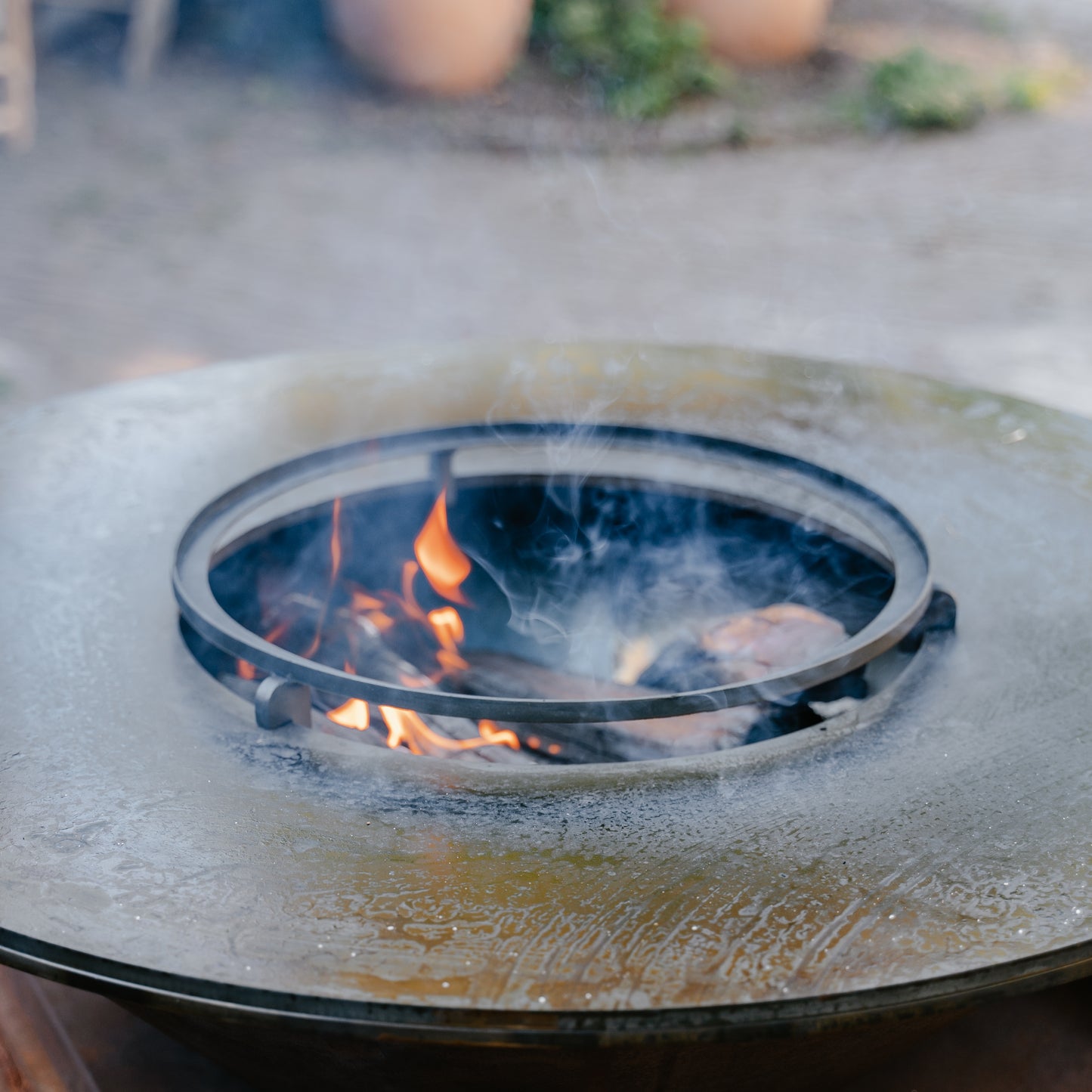 BBQ Plancha Grill Big Jack Acero corten 2.0 - Con tapa y leñero