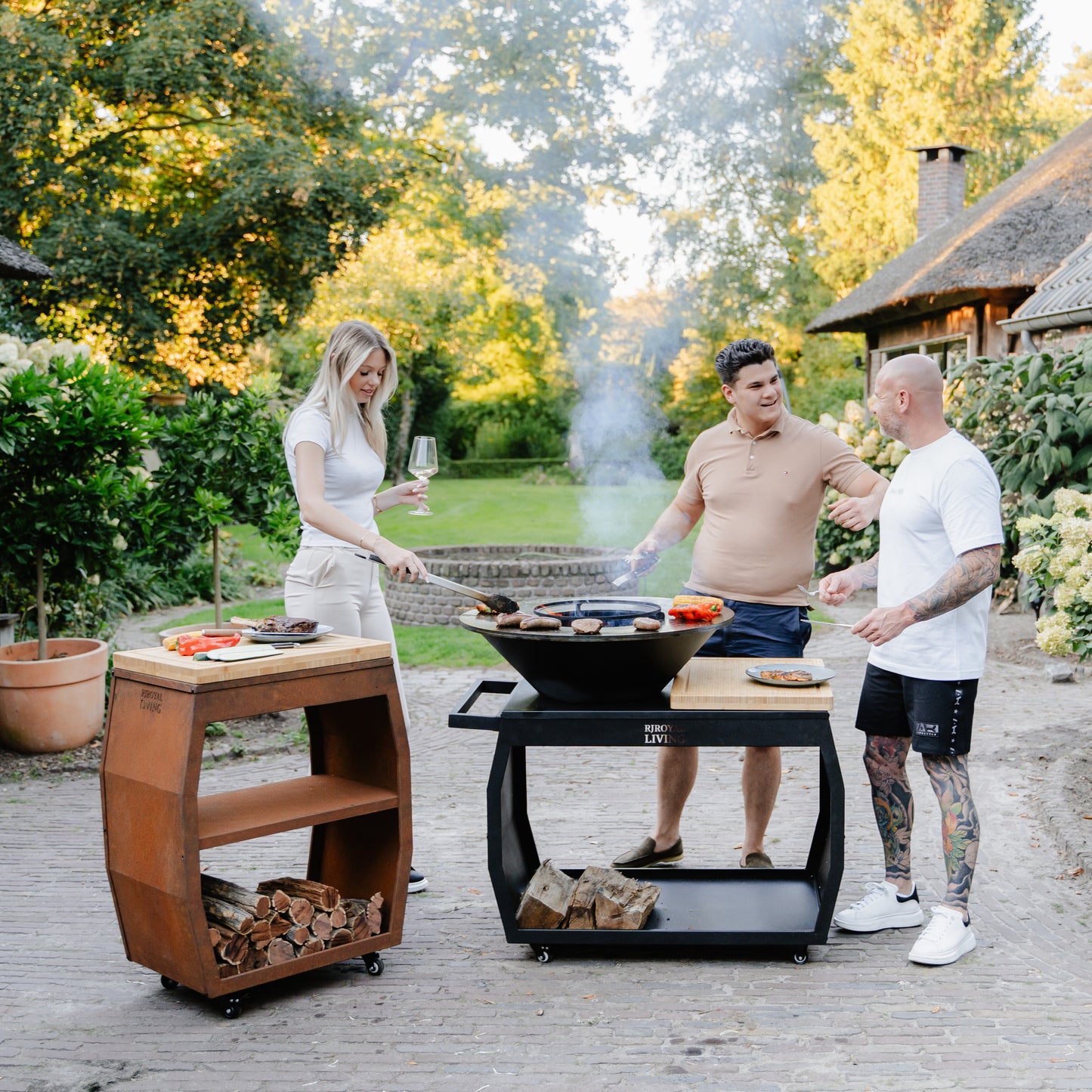 BBQ Plancha Grill Big Jack Black 2.0 - Con tapa y leñero