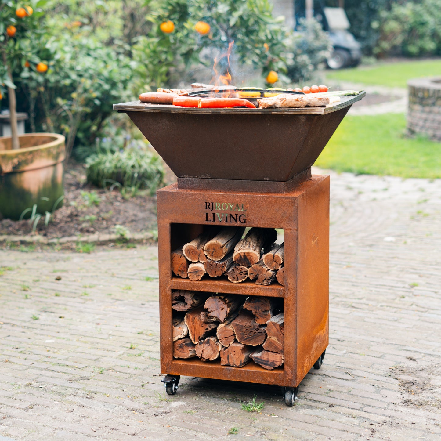 BBQ Plancha Grill Acero Corten Bilbao - Con tapa y depósito de leña 65 x 65cm