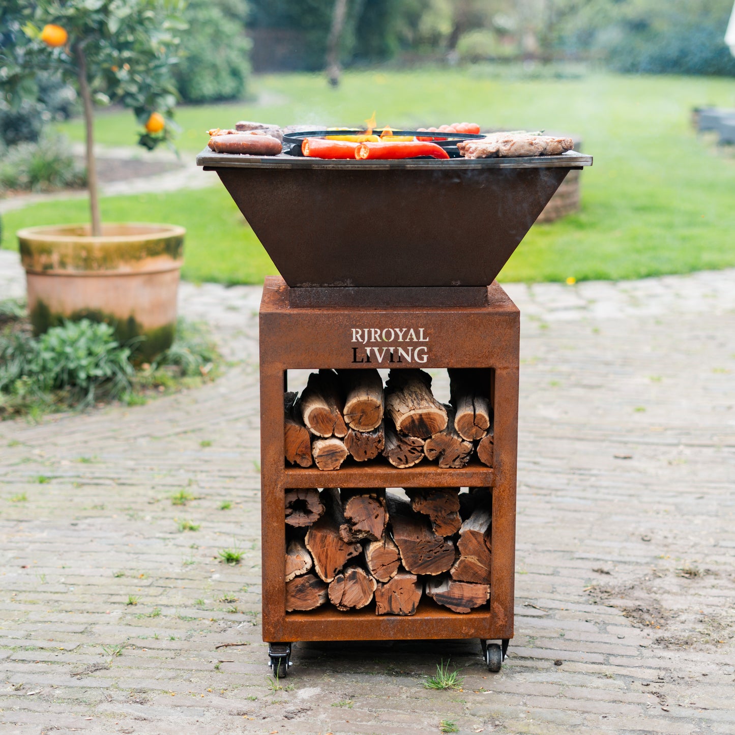 BBQ Plancha Grill Acero Corten Bilbao - Con tapa y depósito de leña 65 x 65cm