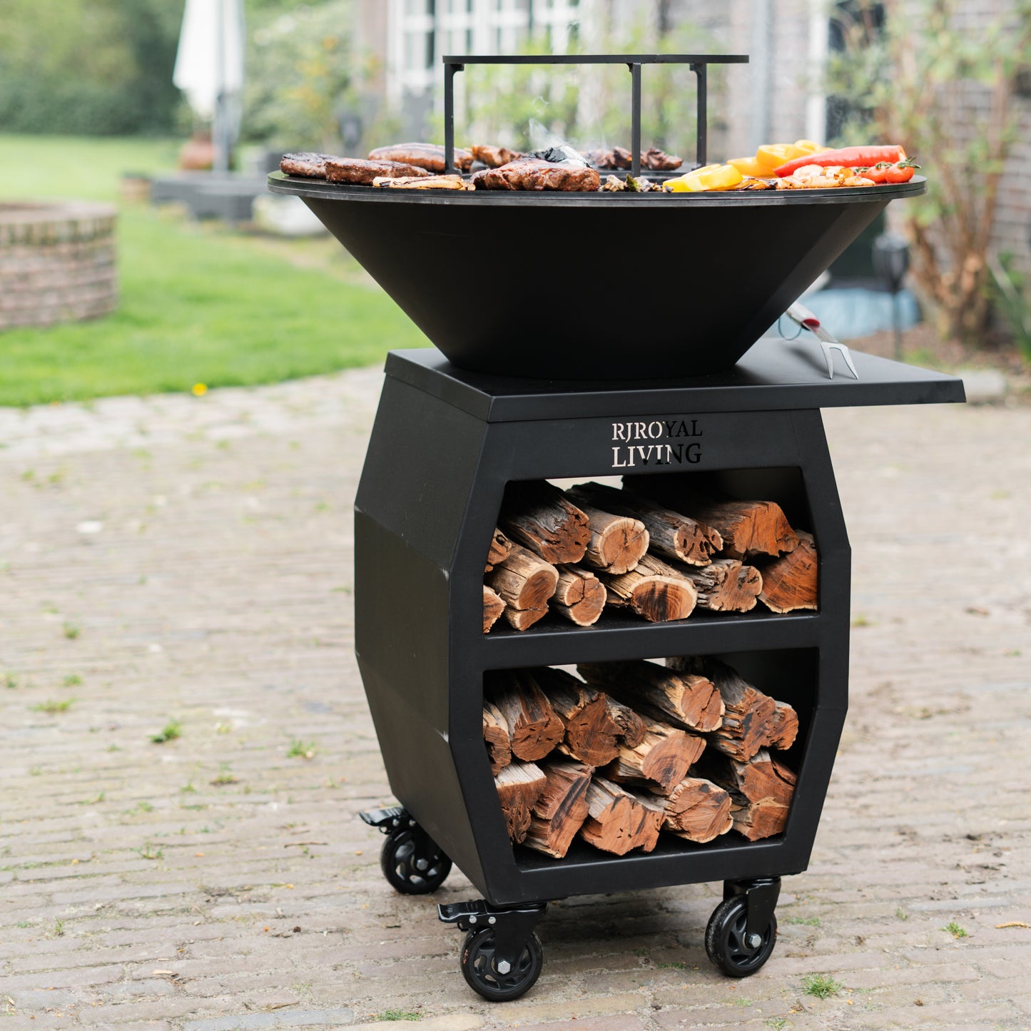Brasero BBQ Plancha Grill Compañero XXL Blackline - Con tapa y depósito de leña Ø80cm