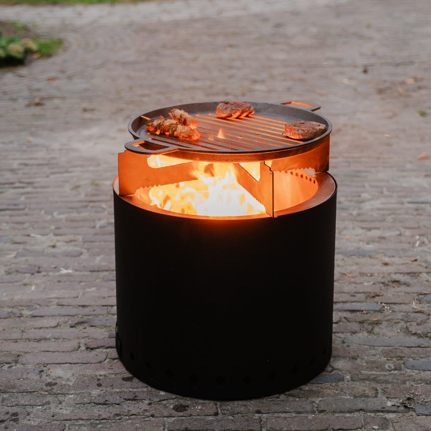 Cesta de fuego y barbacoa Chimenea sin humo | Fuego Lujo Blackline 49Ø