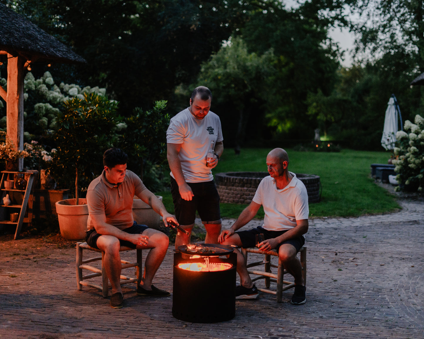 Cesta de fuego y barbacoa Chimenea sin humo | Fuego Lujo Blackline 49Ø