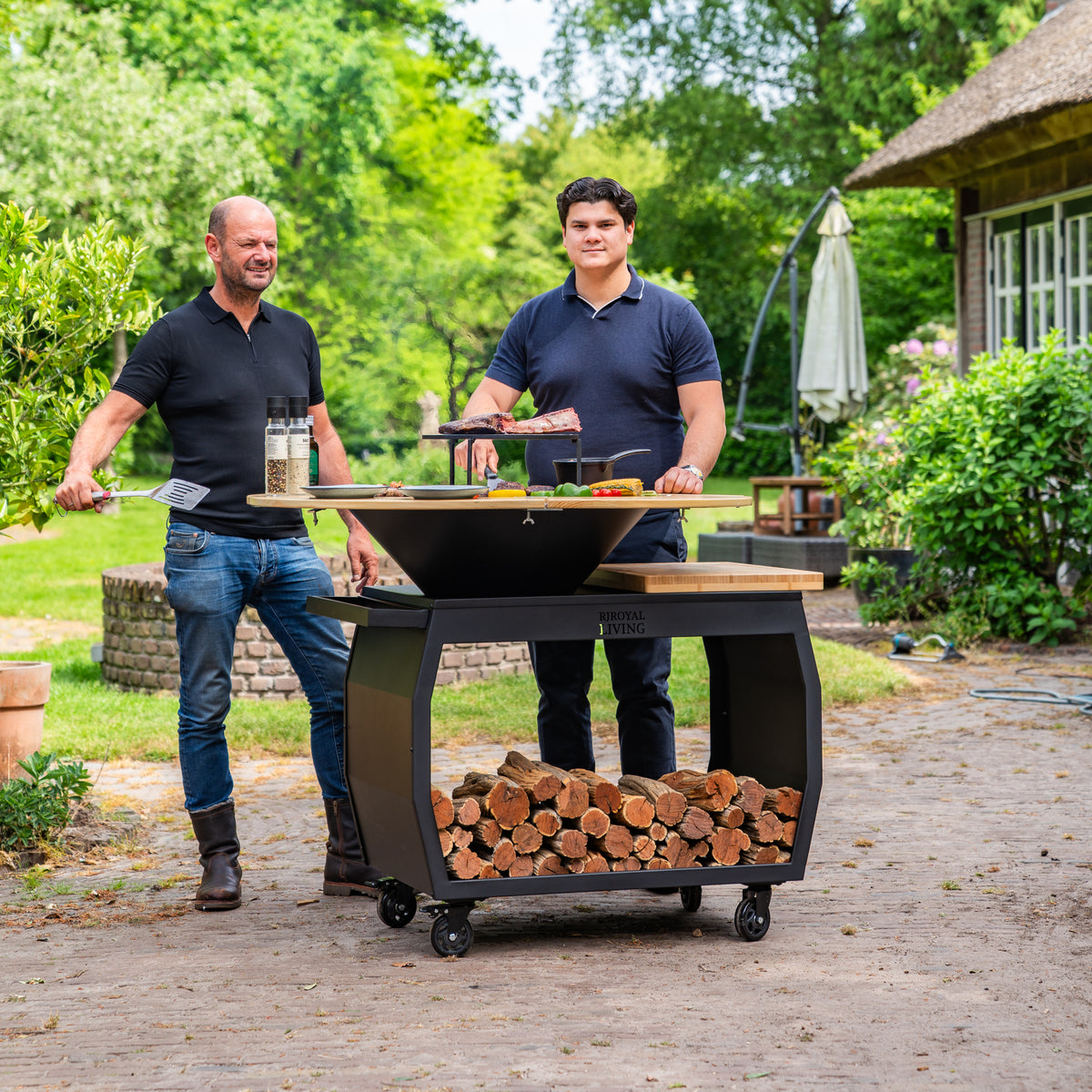 Plancha barbacoa Big Jack Black 3.0 - Con embellecedor de madera Mesa