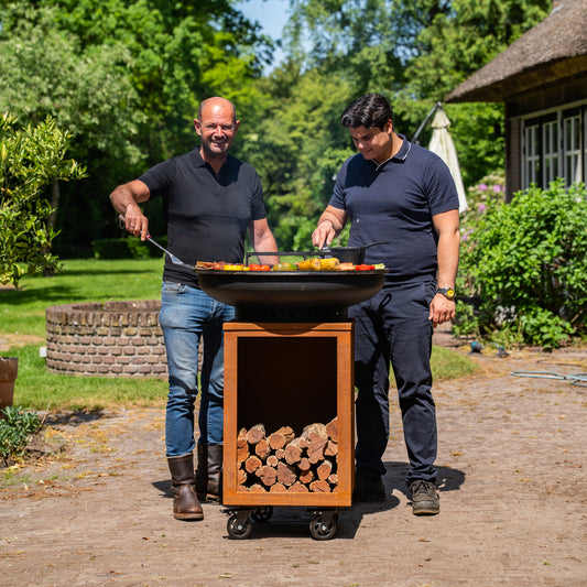 BBQ Plancha Grill Hermano XXL Blackline Acero Corten - Con atizador y almacén de leña Ø80cm 8mm