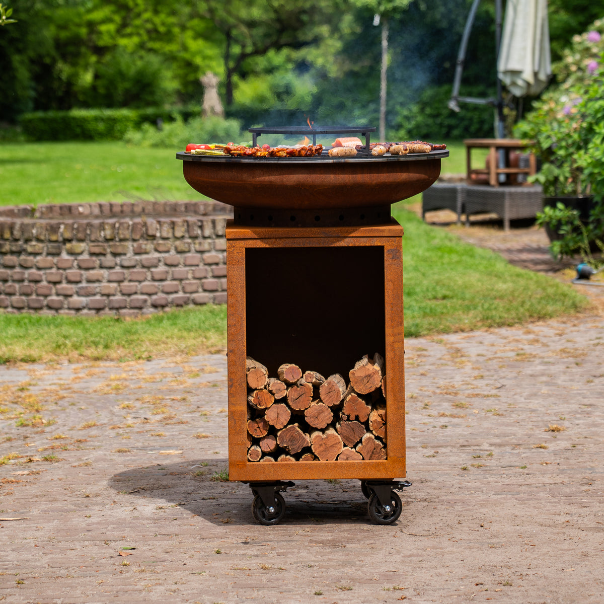 Barbacoa Plancha Hermano XXL Acero Corten - Con atizador y leñero Ø80cm 8mm