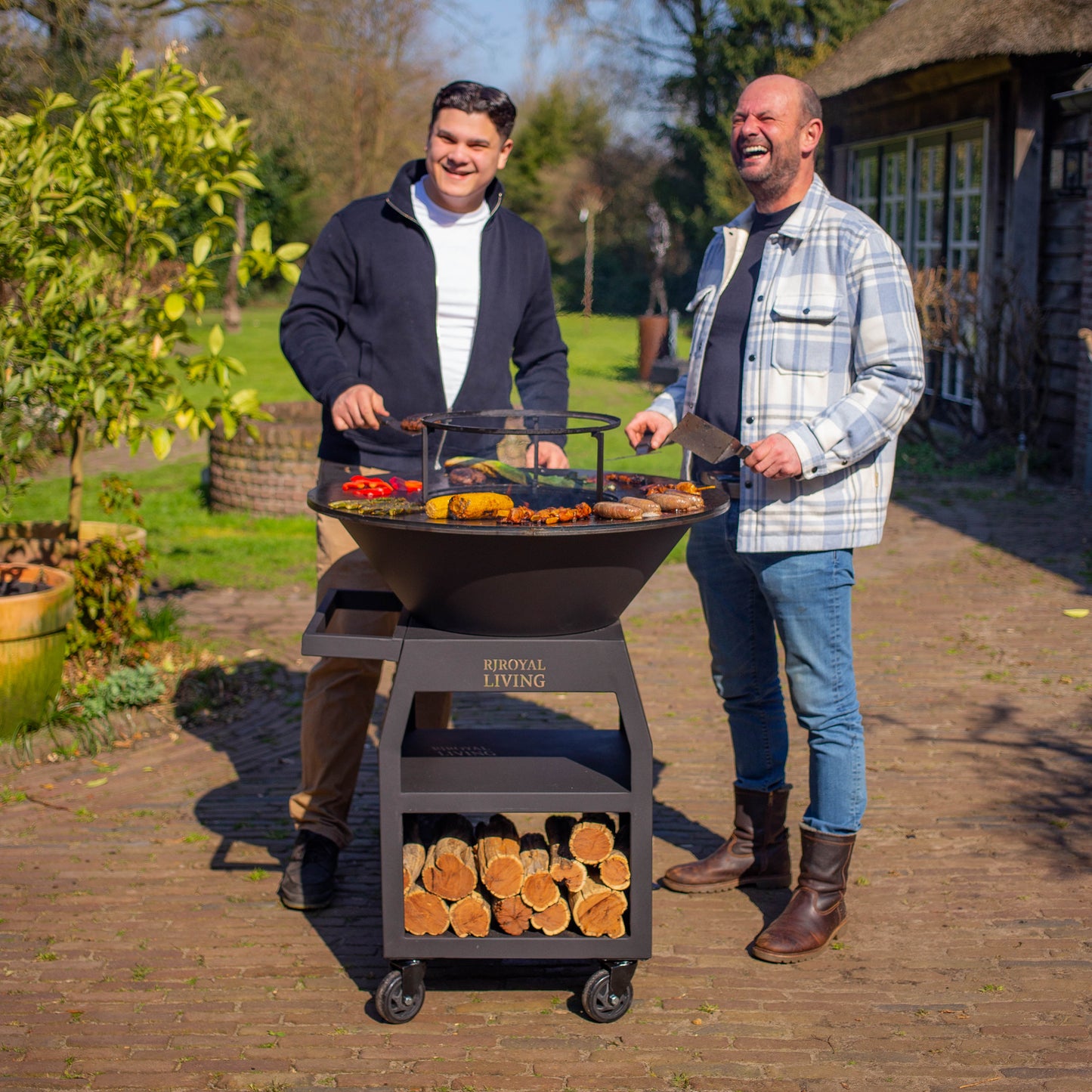 Barbacoa Plancha Grill Maestro XXL Ø80cm Blackline - Con atizador y almacén de leña