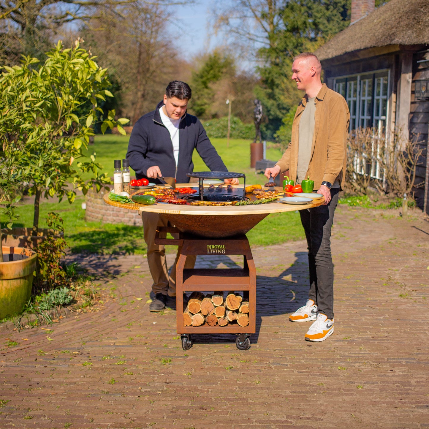 BBQ Plancha Grill Maestro XXXL Ø100cm Acero Corten - Con Borde de Madera Mesa