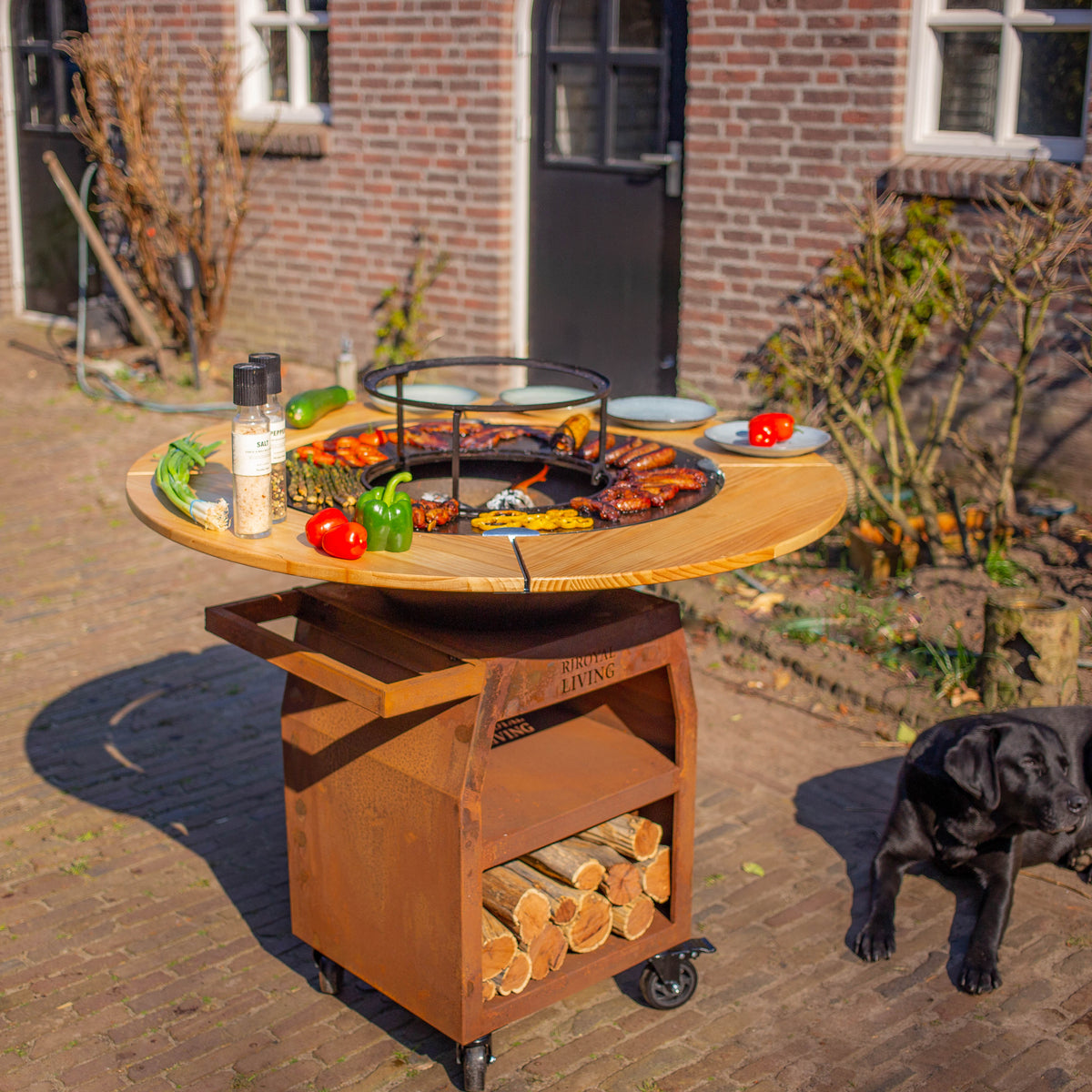 BBQ Plancha Grill Maestro Ø70cm Acero Corten - Con Borde de Madera Plancha Mesa