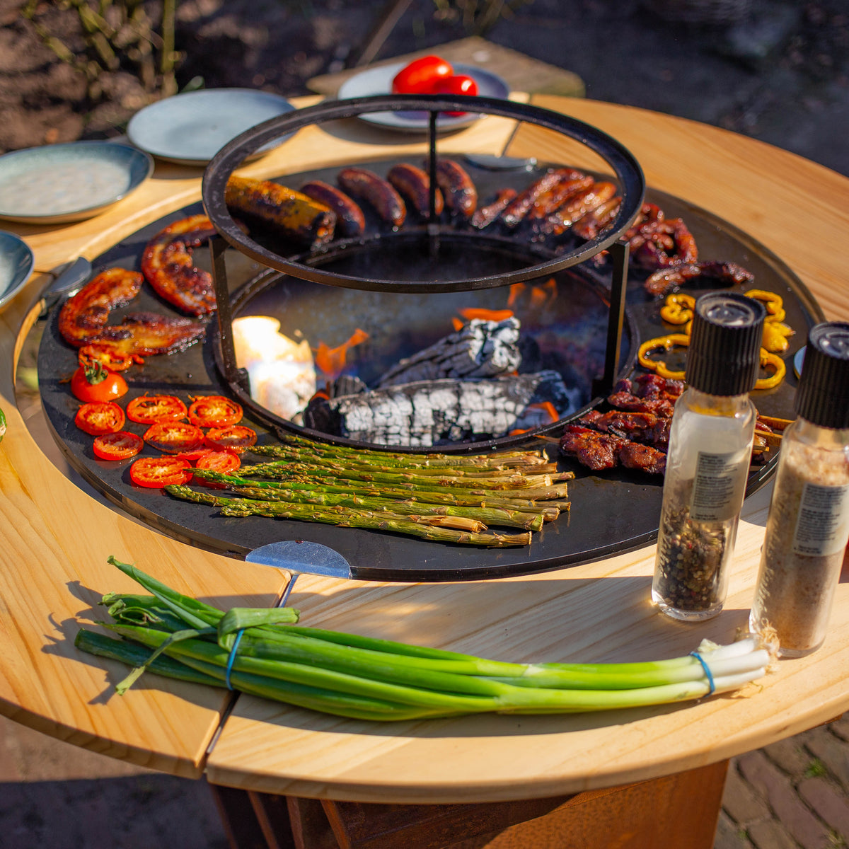 Mesa de barbacoa Plancha con borde de madera de 70 cm