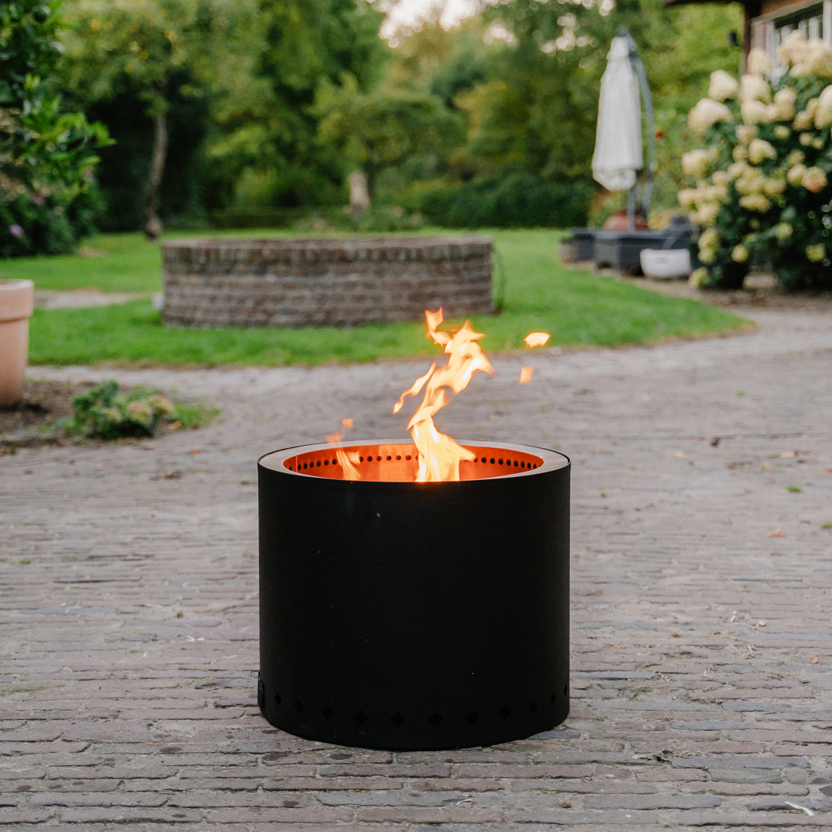 Brasero y barbacoa sin humo Firepit Fuego Lujo Blackline 49Ø