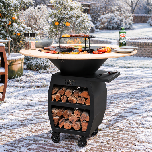 RJRoyal Living Compañero XXL Blackline met Mesa in besneeuwde tuin