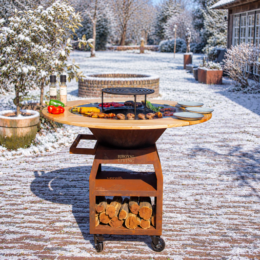 RJRoyal Living Maestro XXL 80 Cortenstaal met Mesa in besneeuwde tuin